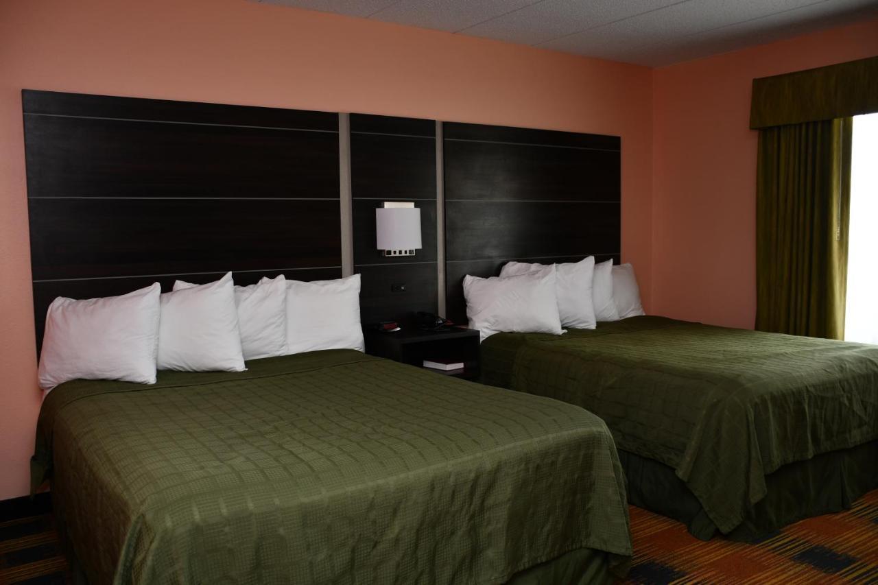 Regency Inn & Suites Faribault Екстериор снимка