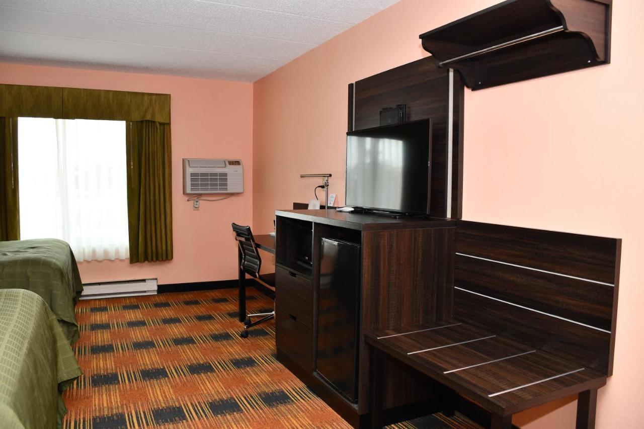 Regency Inn & Suites Faribault Екстериор снимка